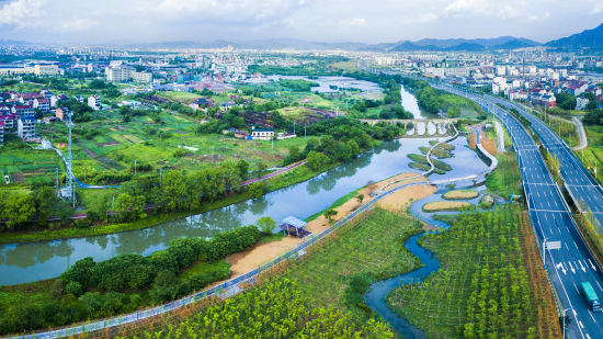 浦阳江浦江湖山桥段  何敏 摄-.jpg