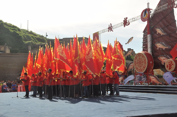 在线记者 万笑影 实习生 袁秀佳 通讯员 蔡旭超"我自愿遵守渔业法规